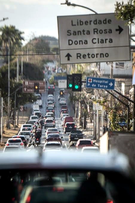 Avenida Antônio Carlos